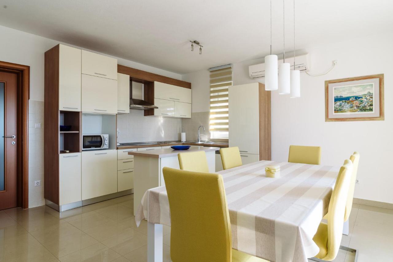 Apartman Niko Kaštela Екстериор снимка